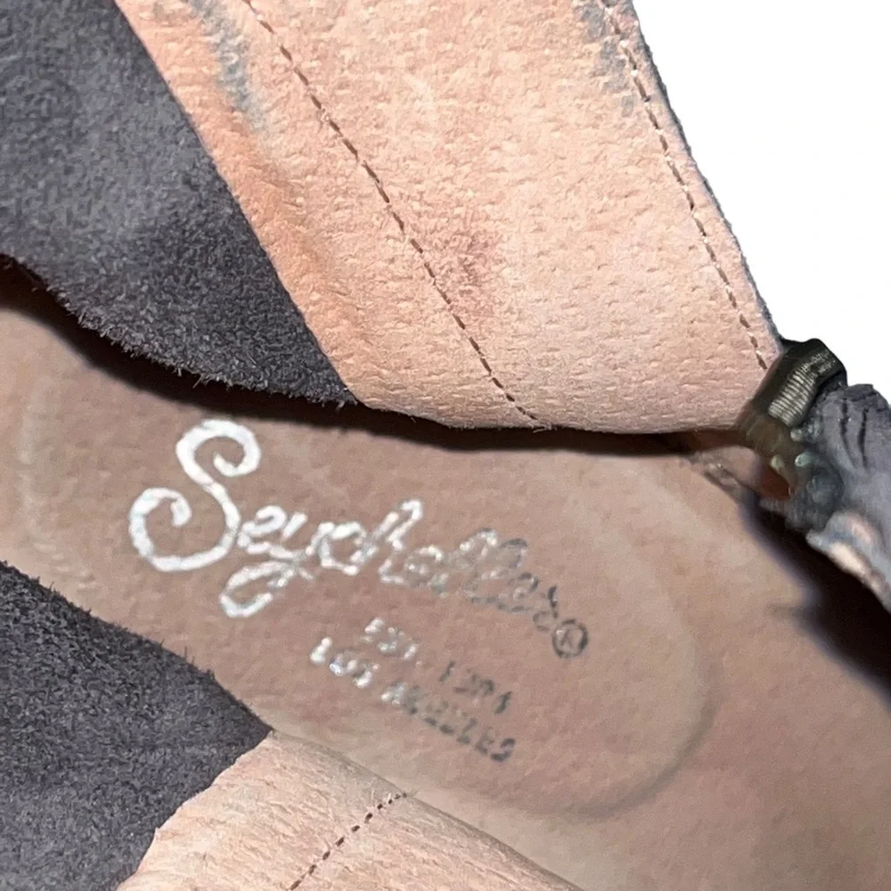 SEYCHELLES Gray Suede Zip Ankle Booties Boots size 7.5